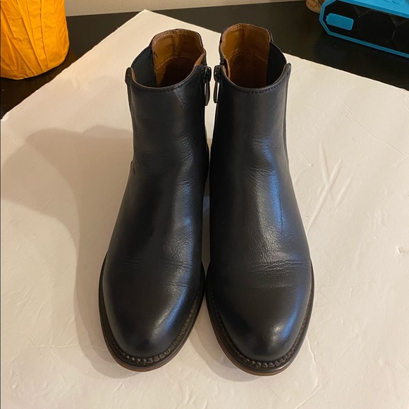 Franco Sarto Horrace Black Leather Bootie - Picture 5 of 11